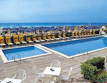 Hotel London Τζεσόλο Λίντο