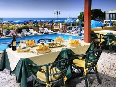 Hotel London Τζεσόλο Λίντο Ιταλία